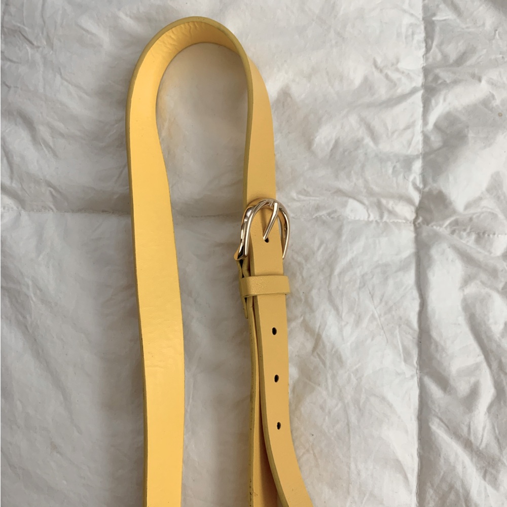 Yellow Forever 21 Belt 💛